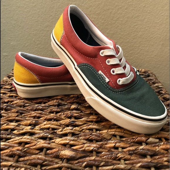 vans era varsity